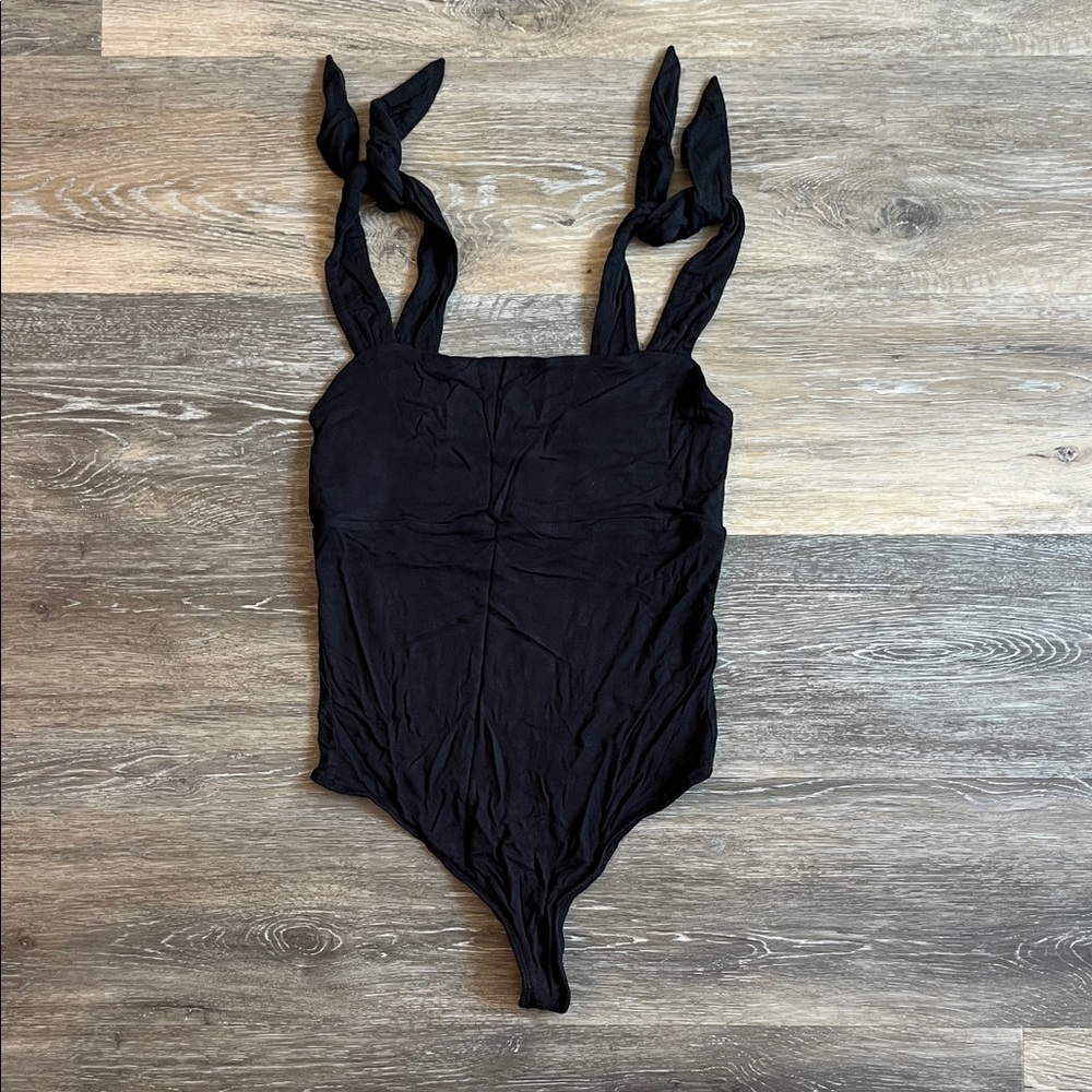 Abercrombie & Fitch Black Bow-Ties Bodysuit
